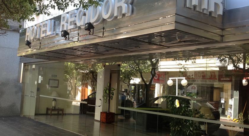Отель Hotel Regidor