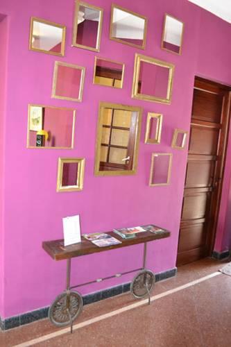 Отель Las Magnolias Hostel
