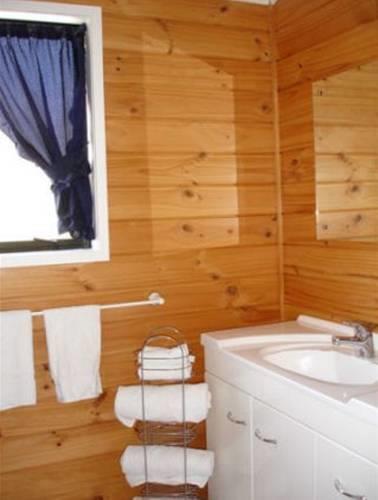 Отель Sunseeker Cottages