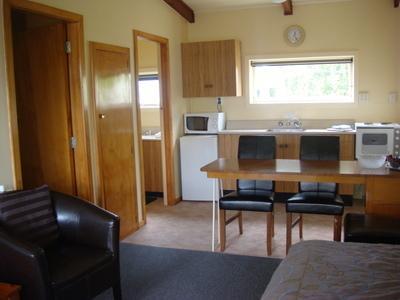 Отель Alpine View Motel