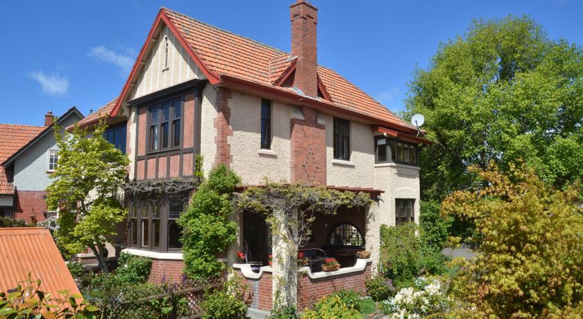 Мини-отель Sefton Homestay B&B