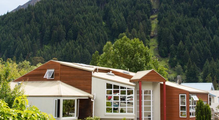 Хостел Haka Lodge Queenstown