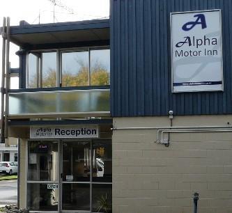 Отель Alpha Motor Inn