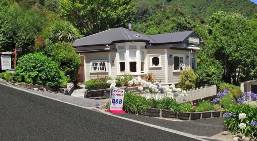 Мини-отель Echo Lodge Bed and Breakfast
