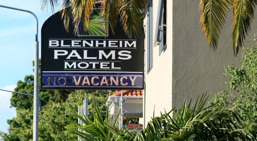 Отель Blenheim Palms Motel