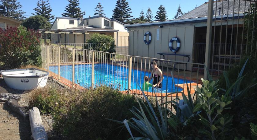 Отель Whanganui Seaside Holiday Park