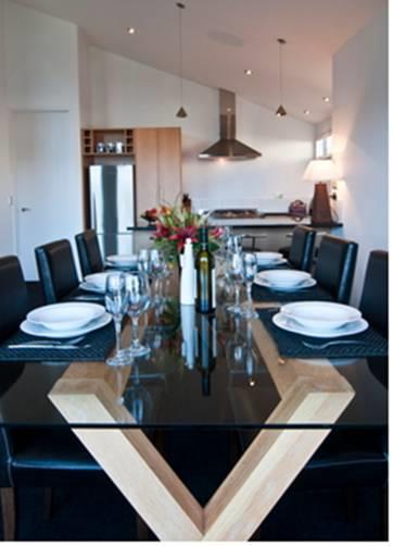 Апартаменты Lake Wanaka Holiday Cottages