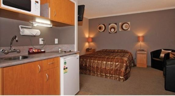 Отель Kiwi Studios Motel
