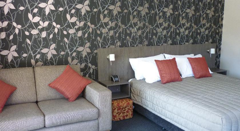 Отель Invercargill TOP 10 Holiday Park