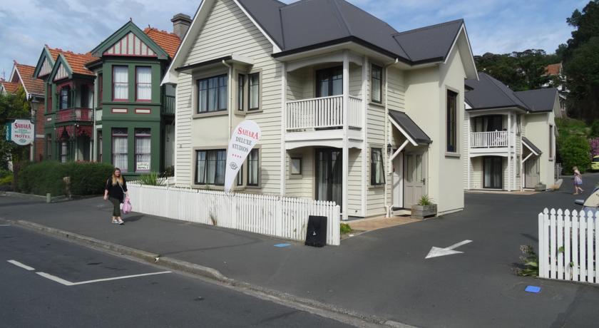 Отель Sahara Guesthouse & Motel