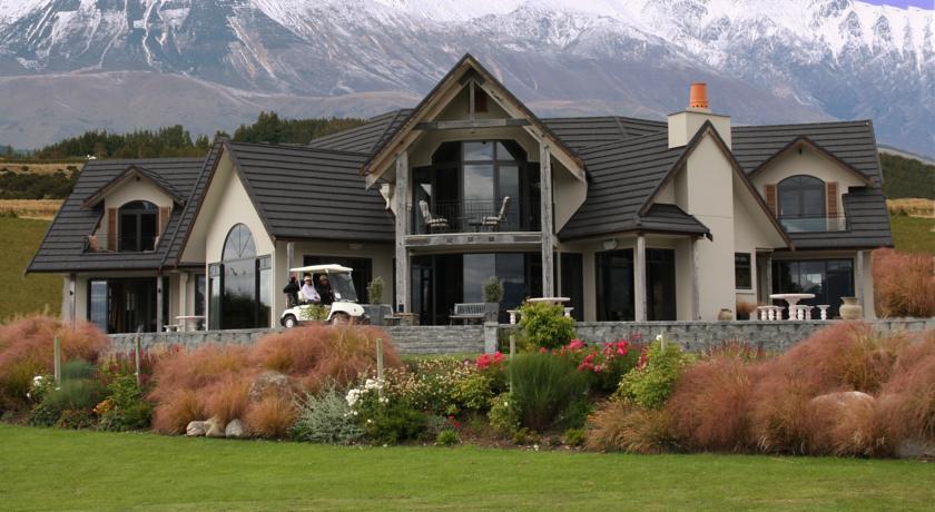 Отель Dock Bay Lodge