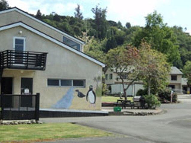 Отель Leith Valley Touring Park