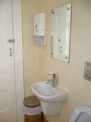 Хостел Verandahs Backpackers Lodge