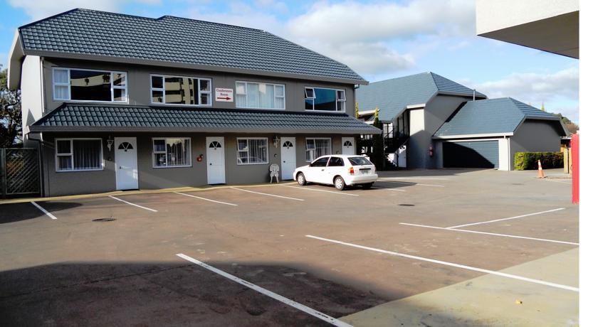 Отель Carramar Motor Inn