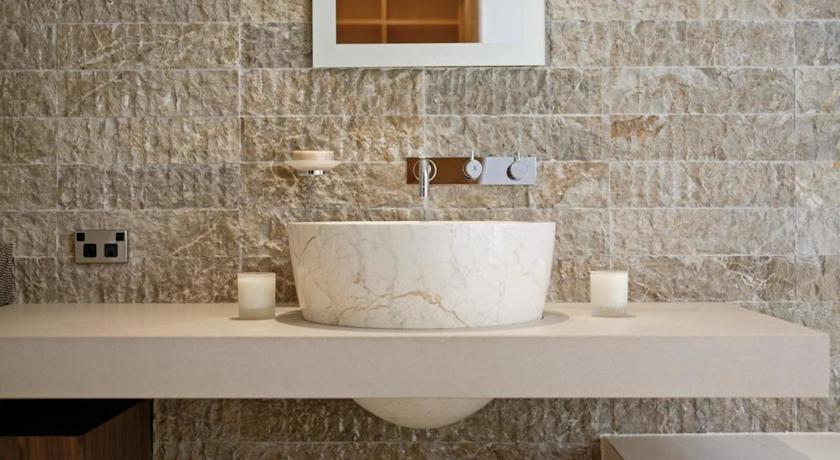 Отель Niramaya Villas and Spa