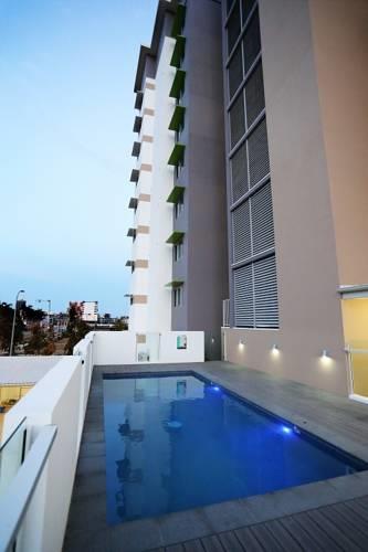 Апартаменты Central Kensington Apartments
