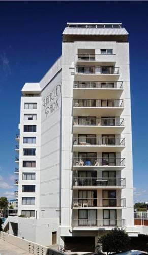 Апартаменты Langley Park Apartments
