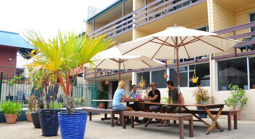 Хостел Airlie Beach YHA