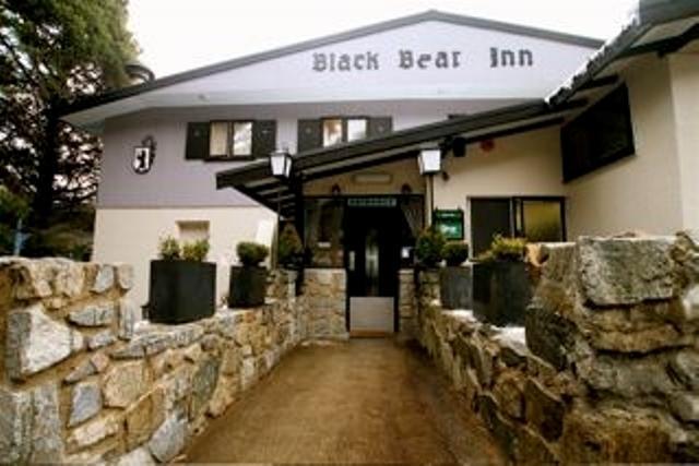 Отель Black Bear Inn