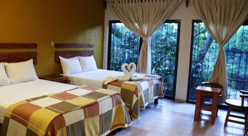 Отель Hotel Nicalococ