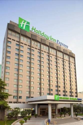 Отель Holiday Inn Express Zhengzhou Zhongzhou