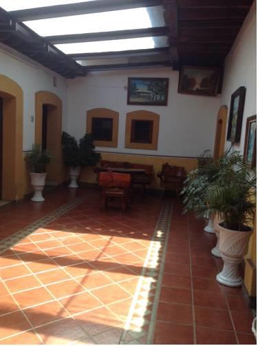 Отель Hotel San Gabriel