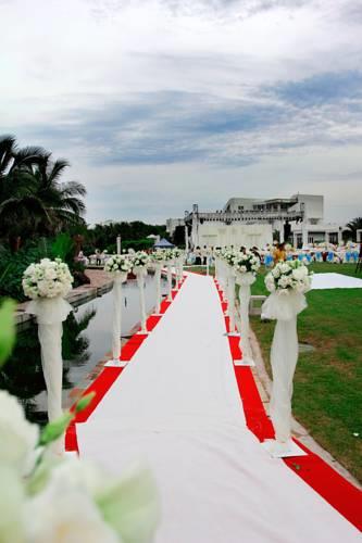 Отель HNA Beach & Spa Resort