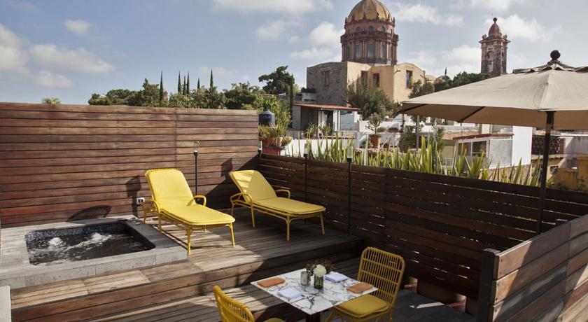 Hotel Dos Casas