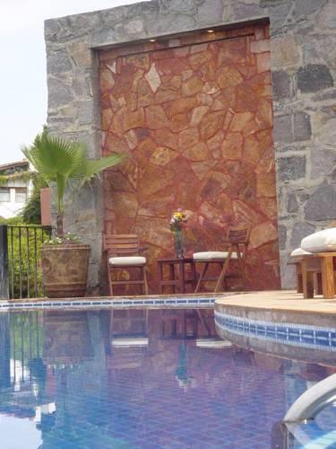 Отель Danzaluna Hotel Boutique