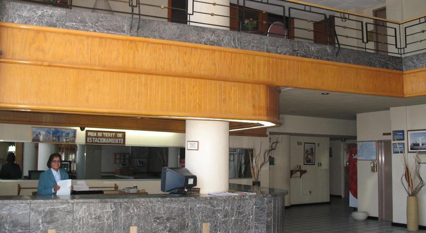 Отель Hotel Calvete