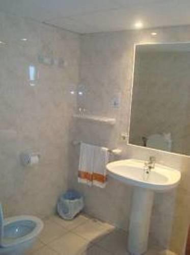Отель Hotel Apolo Dorado