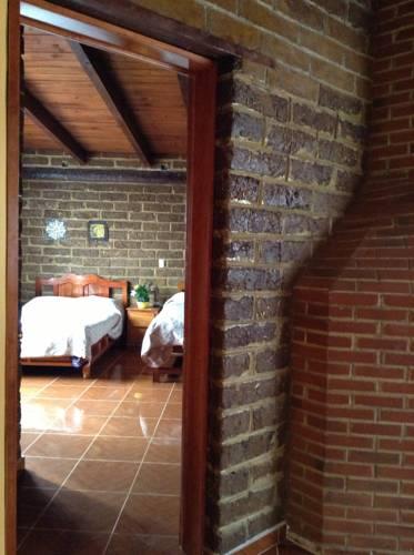 Отель Cabañas 4 Caminos