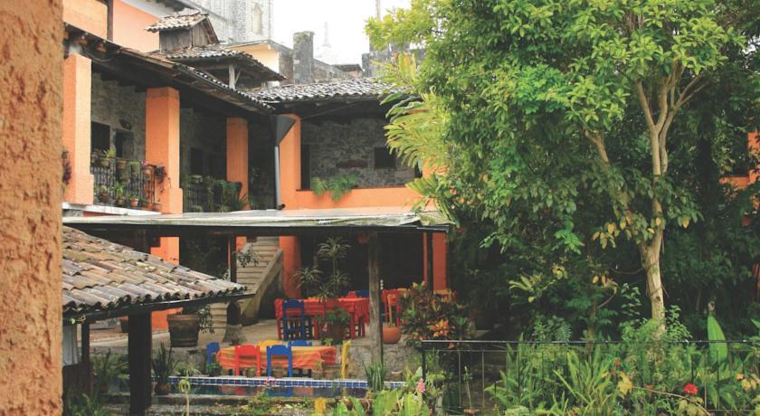 Отель Hotel La Casa de Piedra