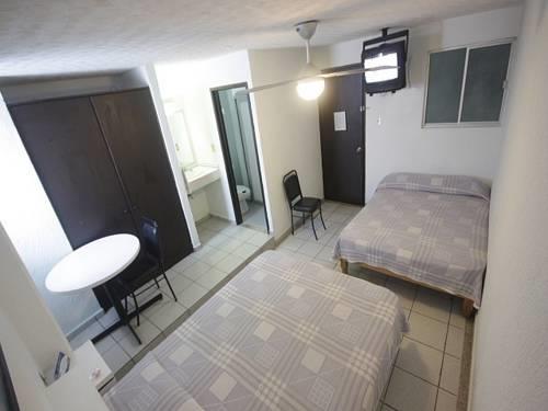 Отель Hotel Plaza Premier