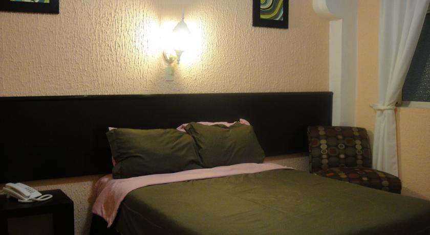 Отель Hotel Murillo Plaza
