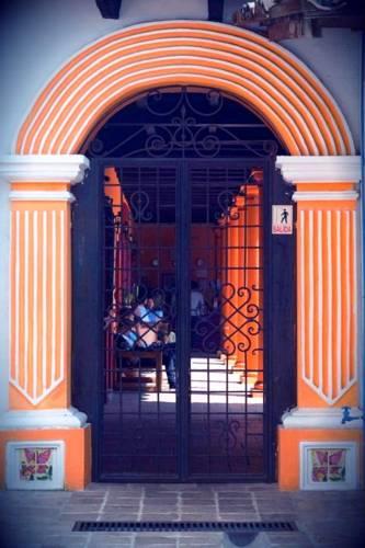 Отель Hostel Las Palomas
