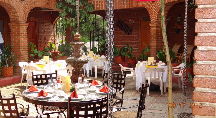 Отель Hotel Valle Dorado