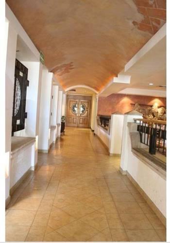 Отель Hotel Gandara