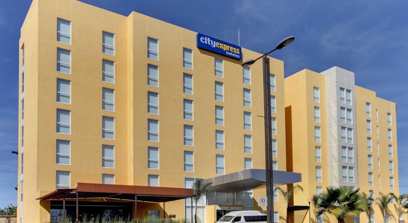 Отель CIty Express Queretaro Jurica