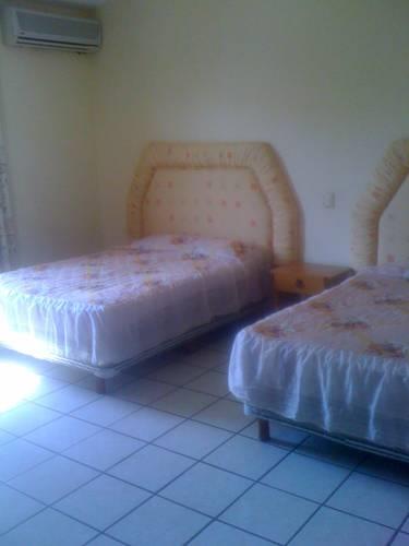 Отель La Casa Naranja