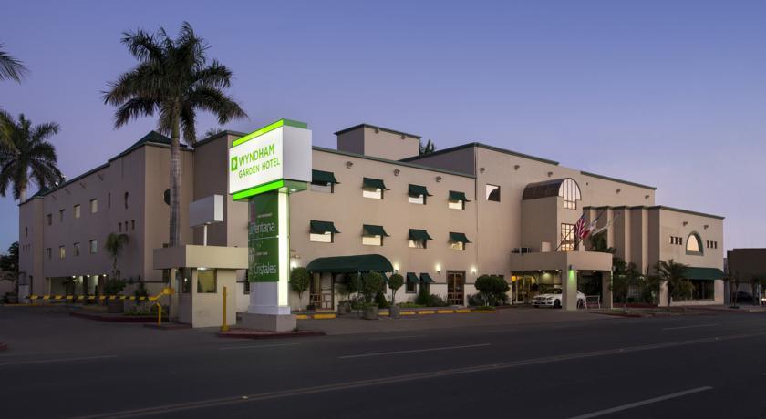 Отель Holiday Inn Ciudad Obregon