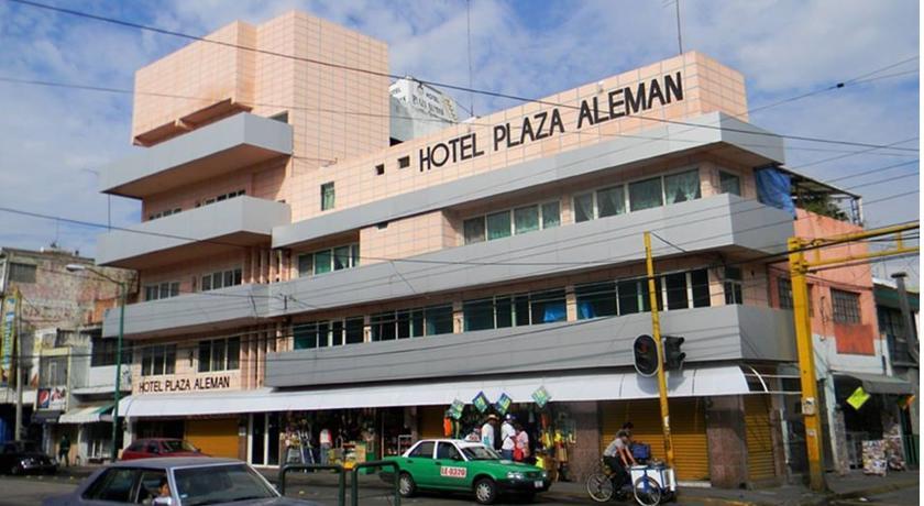 Отель Motel Plaza Aleman