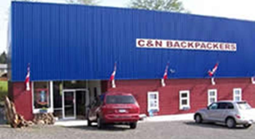 Хостел C&N Backpackers - Port Hardy