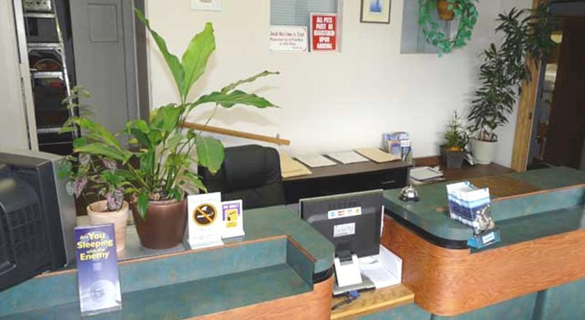 Отель A-1 Alberni Inn