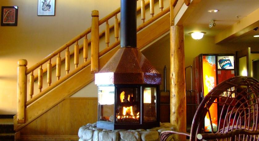 Отель The Yukon Inn