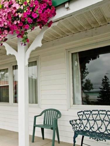 Отель Canada's Best Value Inn