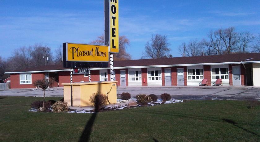 Отель Pleasant Manor Motel