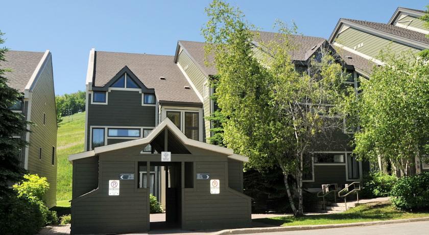 Отель Lodges at Blue Mountain