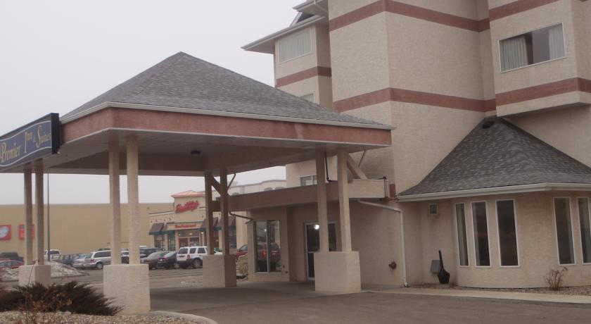 Отель Premier Inn & Suites Lethbridge
