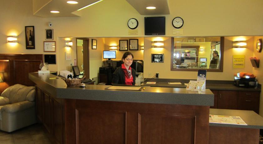 Отель Super 8 Fort St. John